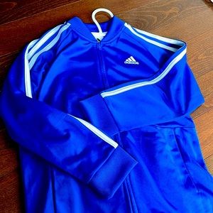 Adidas Boys track suit, size 7 (ages 5-7) classic blue with white stripes